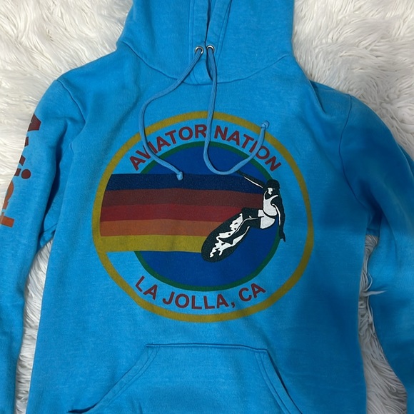 AVIATOR NATION RELAXED PULLOVER HOODIE - NEON BLUE - Picture 2 of 5
